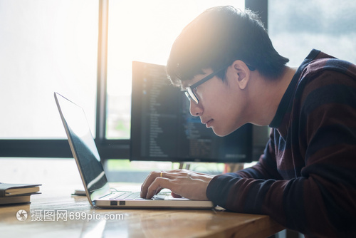 辦公室軟件開發(fā)與編程：技術挑戰(zhàn)與職業(yè)展望